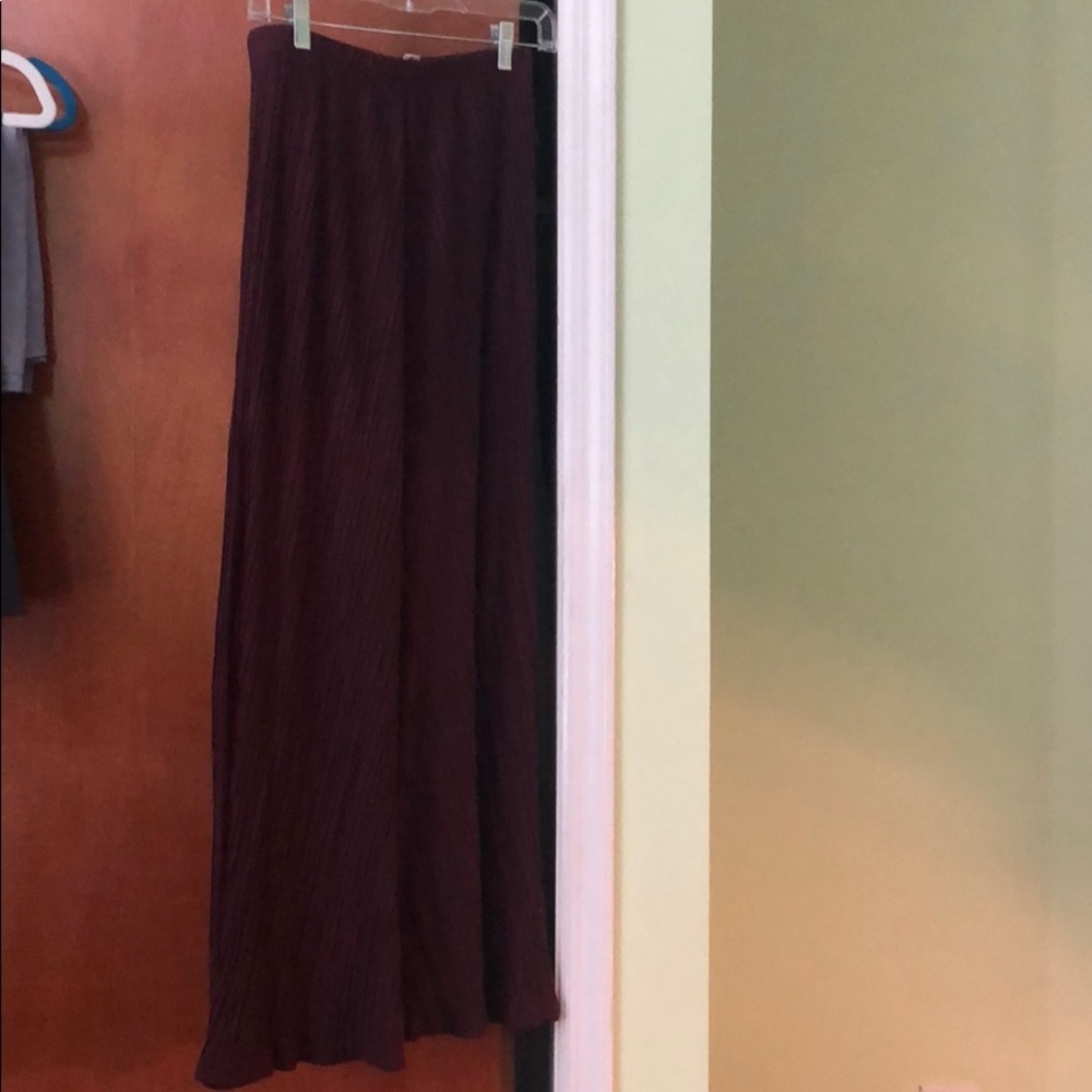 Maroon maxi skirt- LA Hearts